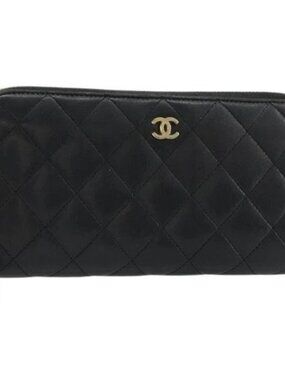 CHANEL Matelasse Long Wallet Lamb Skin Black Gold CC Auth 183495